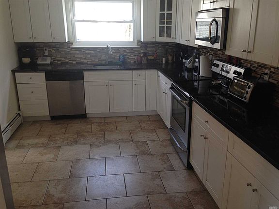 3rd image of 56 Smith St