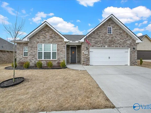 2049 Austin Dr NE, Cullman, AL 35058