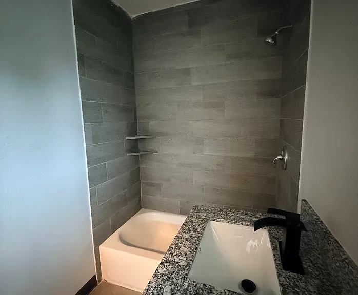 7210 Dahlia St — Photo 53