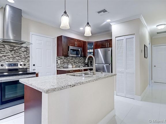 4th image of 3301 NW 151st St