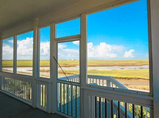601 Swordfish Ln, Surfside Beach, TX 77541