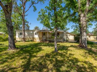 16810 Bunny Ln, Anderson, CA 96007