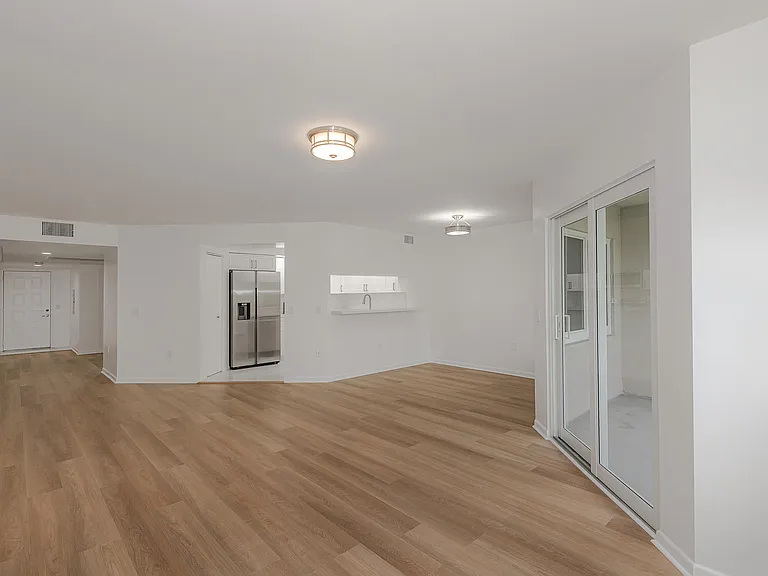 13800 SW 14th St #211C — Photo 12