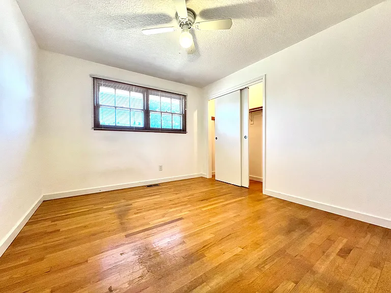 guest bedroom B 1