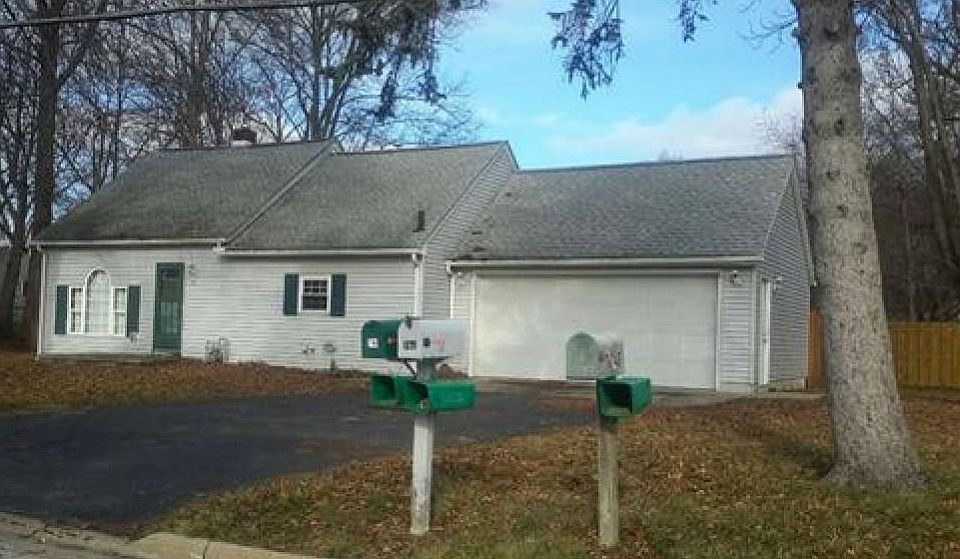 1st image of 741 E Cassell Ave