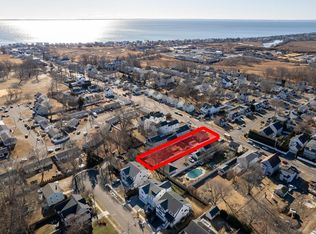 623 Reef Rd, Fairfield, CT 06824