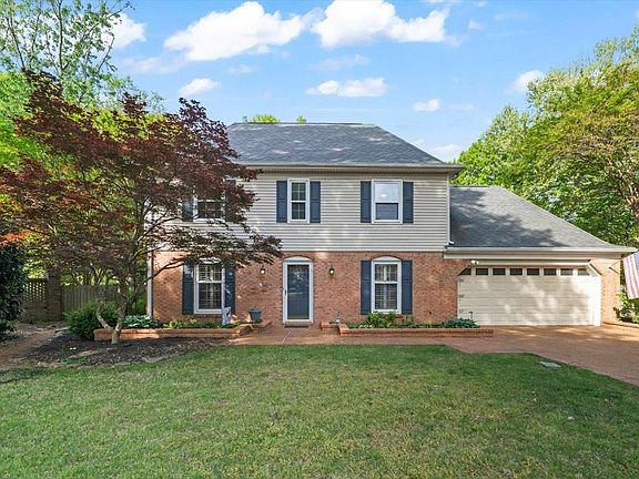 5th image of 1217 Saddle Ridge Dr