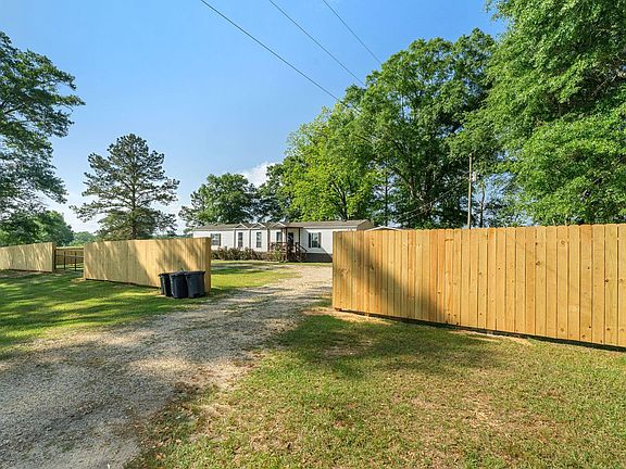 3rd image of 174 McNease Rd #F