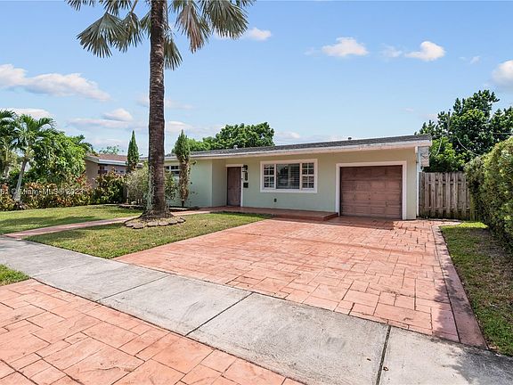 2nd image of 8360 NW 26th Pl