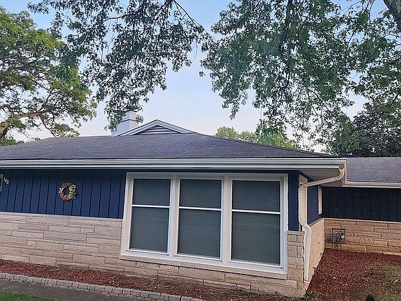 4th image of 103 Sunrise Dr