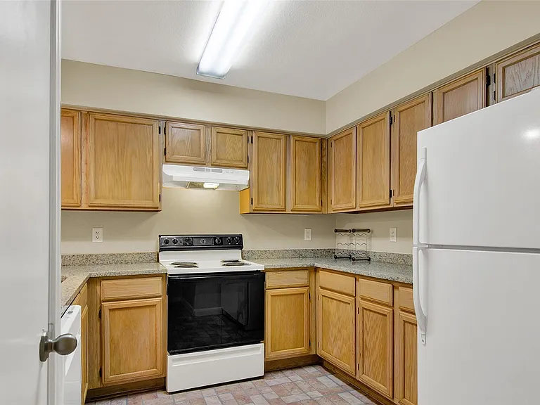 2203 Place Rebecca Ln #C2 — Photo 9