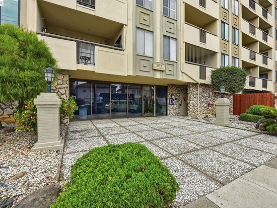 303 Adams St APT 301, Oakland, CA 94610