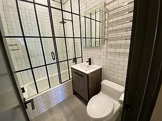 Rented by Rennit Inc.