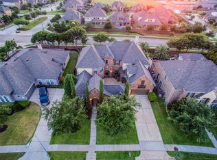 8807 Hollow Banks Ln, Houston, TX 77095