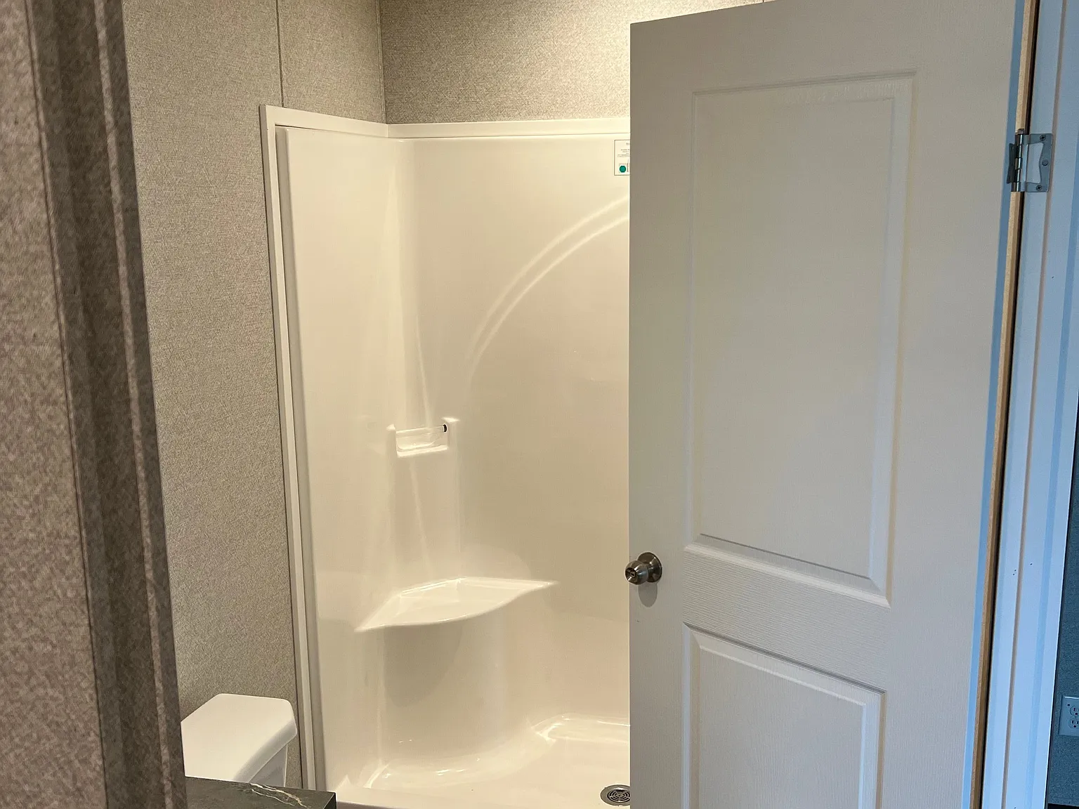 2 bed, 2.0 bath, 849 sqft, $1,000 — Photo 3