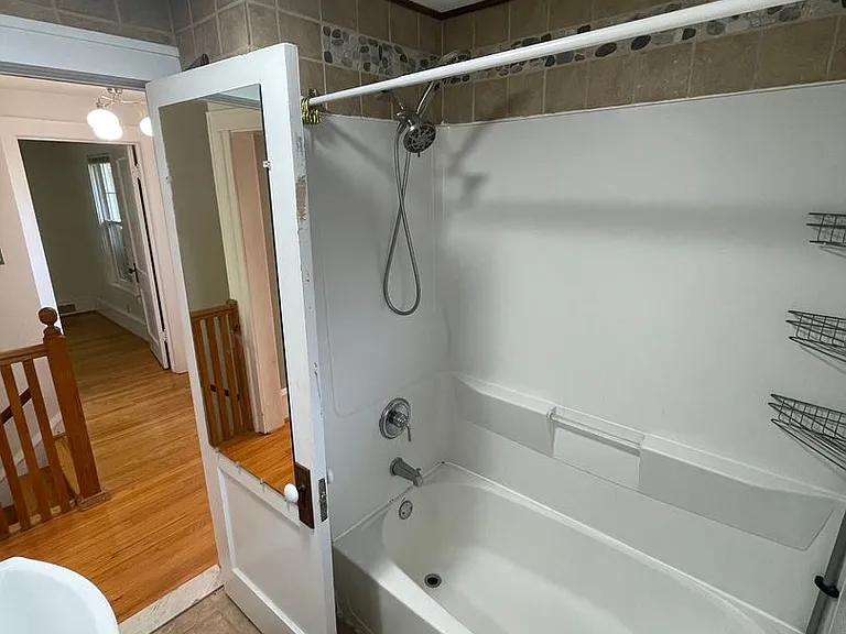 1404 E Park Pl — Photo 18