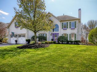 37 Apple Orchard Rd, Moorestown, NJ 08057