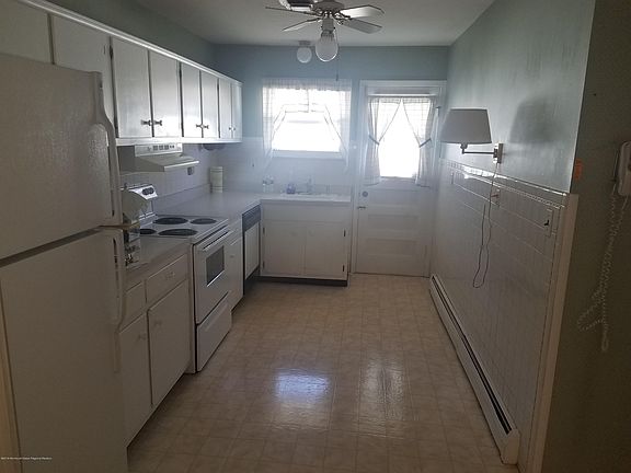 5th image of 1896 Mount Juliano Ln