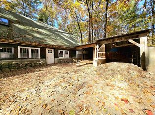 6 S Summer St, Nottingham, NH 03290