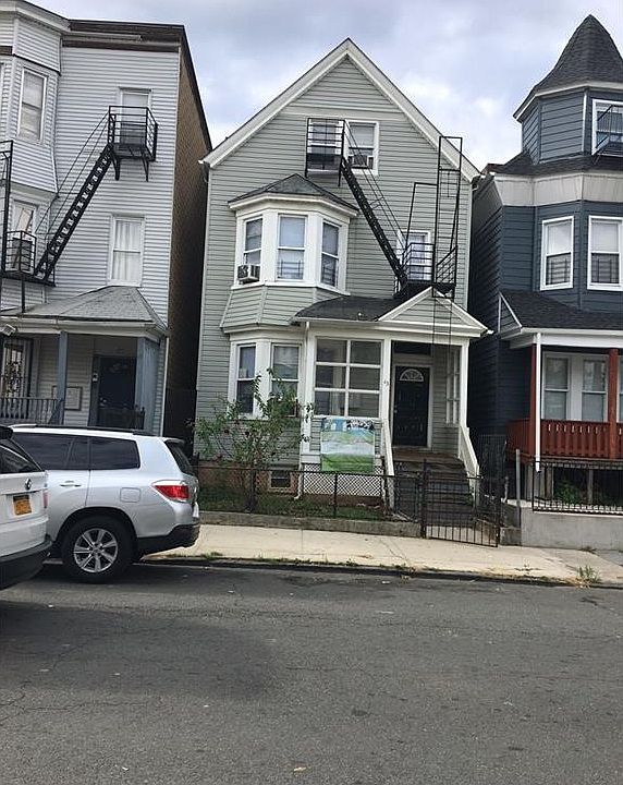 1st image of 45 Caroline Ave