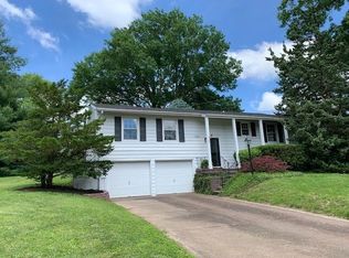 7004 NW 75th St, Kansas City, MO 64152