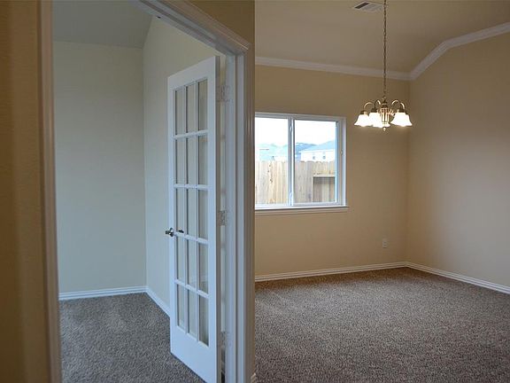 4th image of 10031 Eagle Pines Dr