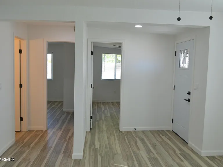 44 N Mountain Rd #1 — Photo 9
