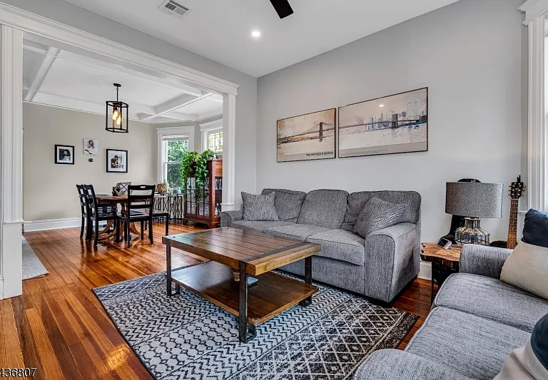 10 Vermont St #2 — Photo 2
