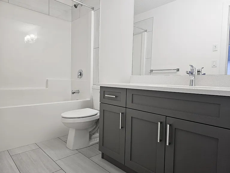 740 Daniels Way SW #8 — Photo 18