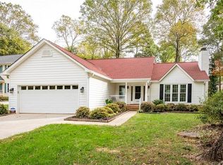 2720 Kirkholm Dr, Matthews, NC 28105