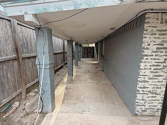 4th image of 2721 N 26th St