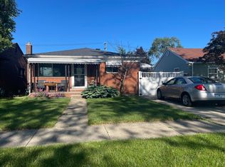 17166 Ray St, Riverview, MI 48193