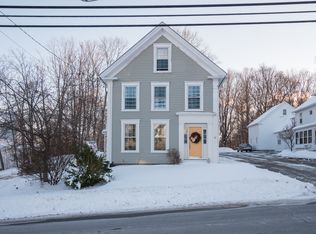 6 Pleasant St, Epping, NH 03042