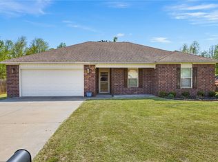 401 Willow Creek Dr, Dardanelle, AR 72834