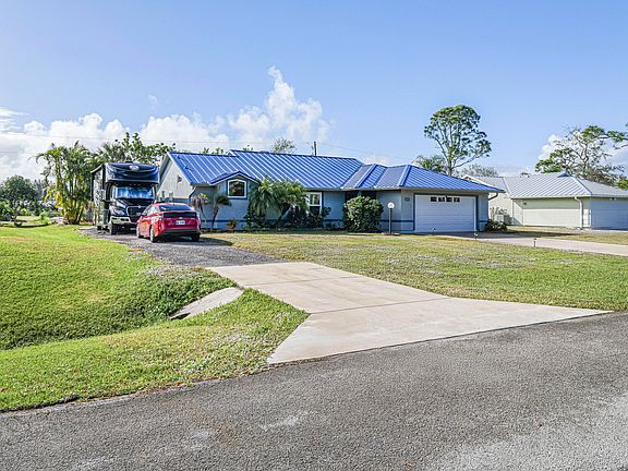 2nd image of 6603 Deland Avenue