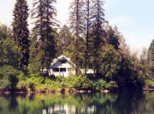 104 E Main St, Ione, WA 99139