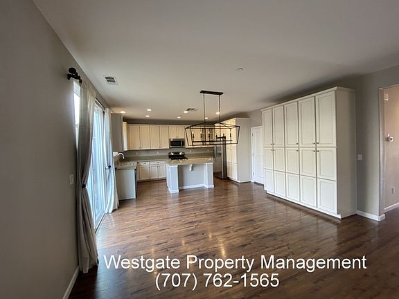5th image of 1714 Calle Ranchero Dr