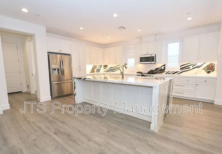 4988 Amina Fair Way — Photo 16