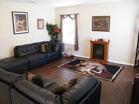 5th image of 5941 Windsong Oak Dr