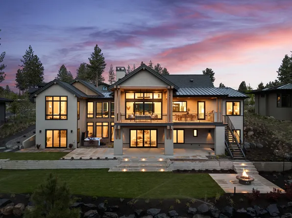61877 Hosmer Lake Dr, Bend, OR 97702