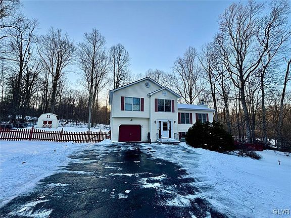 2nd image of 299 Northpark Dr W