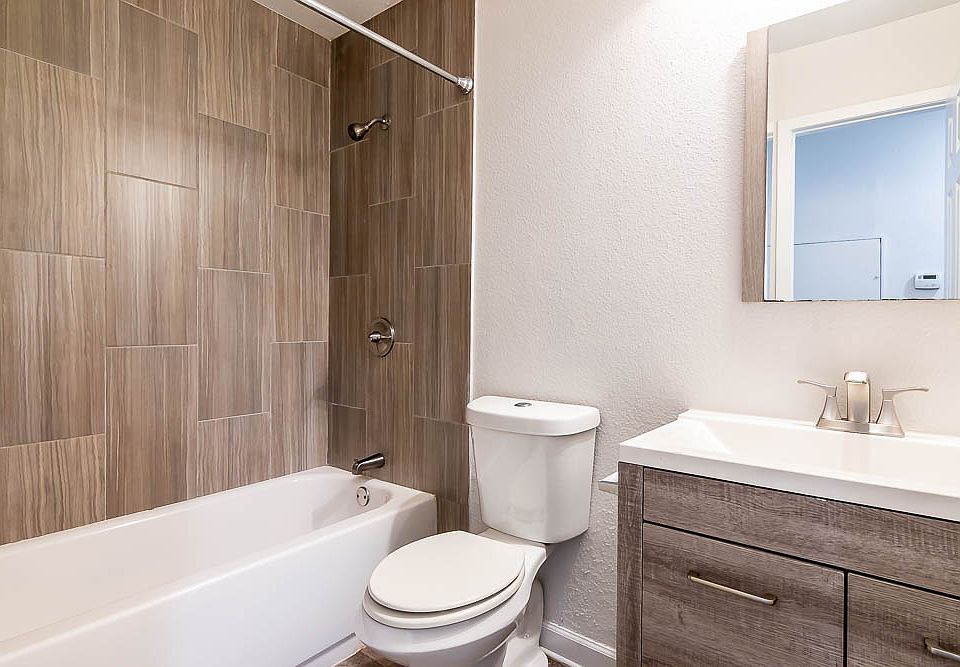 Same size bathrooms in all of our 2 bedroom 2 bathrooms!