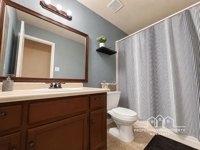 7176 E 26th Pl — Photo 16