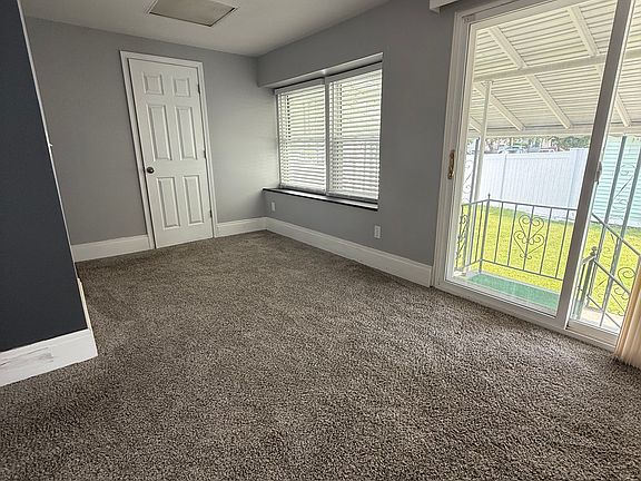 5th image of 399 Villa Ave
