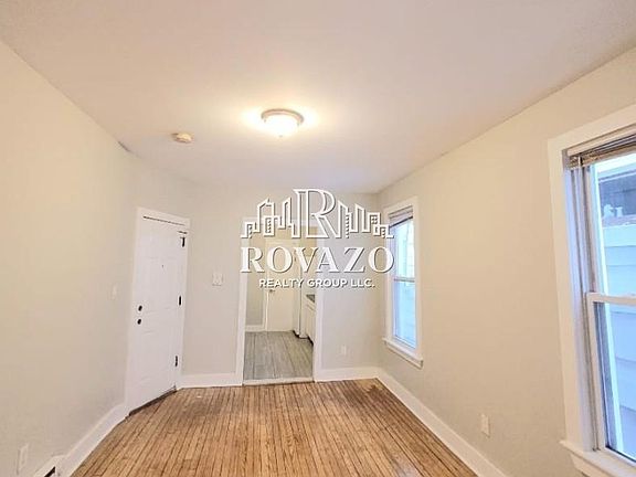 3rd image of 189 Elmwood Ave #4C