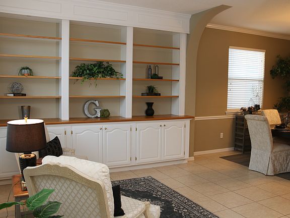 Living room/library/office?