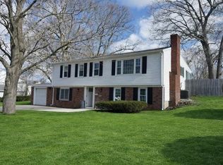 141 Hilton Rd, Warwick, RI 02889
