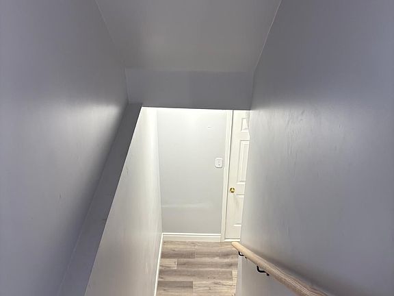 3rd image of 100 Masterson Cres