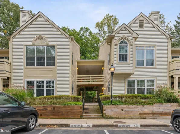 2229 Lovedale Ln #302B, Reston, VA 20191
