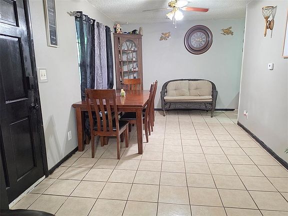 5th image of 3801 SW 40th St